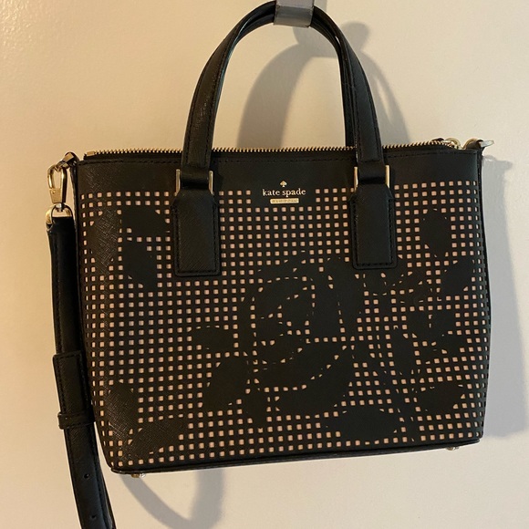 Kade Spade Crossbody Bag - Picture 2 of 5